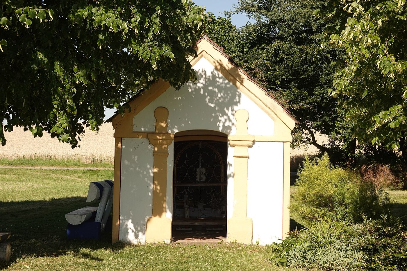 Die Kapelle im Grünen